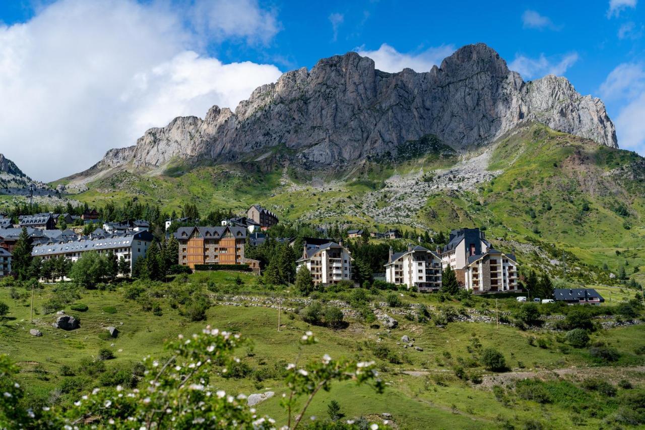 Snoe Villa De Sallent 4 Sallent De Gallego Luaran gambar